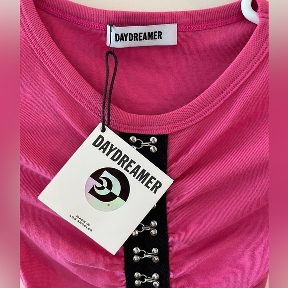 DAYDREAMER HOOK & EYE BABY TEE IN PINK COSMO - Picture 11 of 15